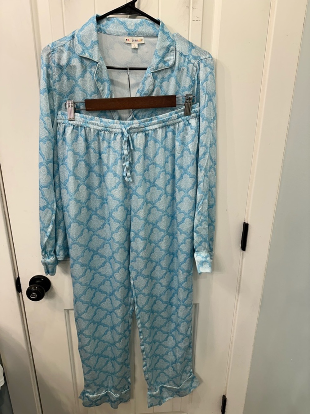 Roller Rabbit Washed Silk Satin Pajama Set S Blue Scallop Tile Fan Print